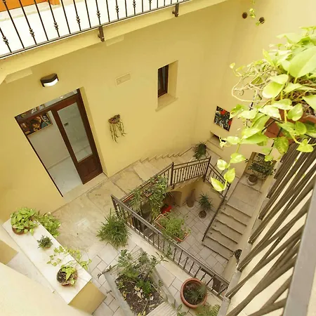 Maccotta Otel